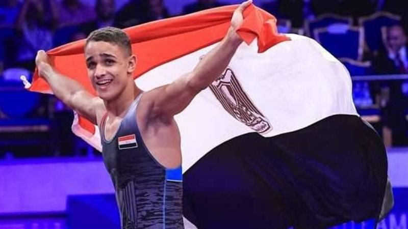 مصطفى حسين لاعب منتخب