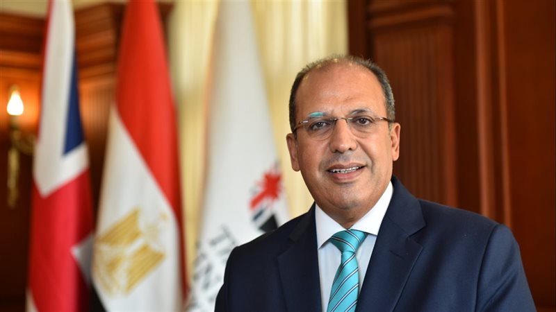 الدكتور محمد لطفي،