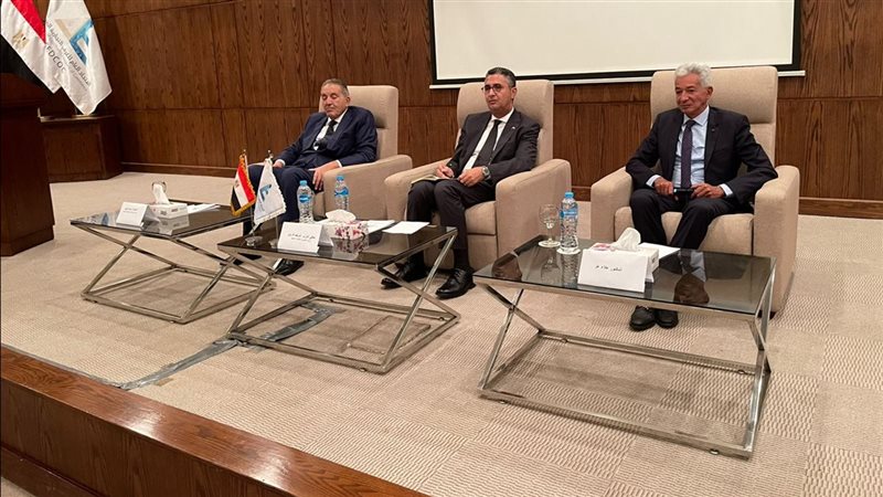الدكتور علاء عز خلال