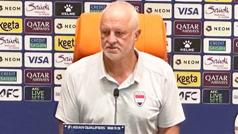 جراهام آرنولد مدرب