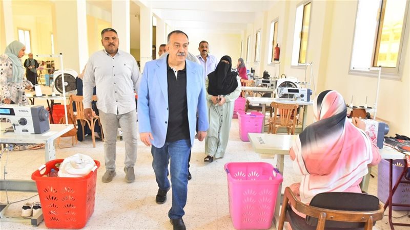 محافظ أسيوط يتفقد