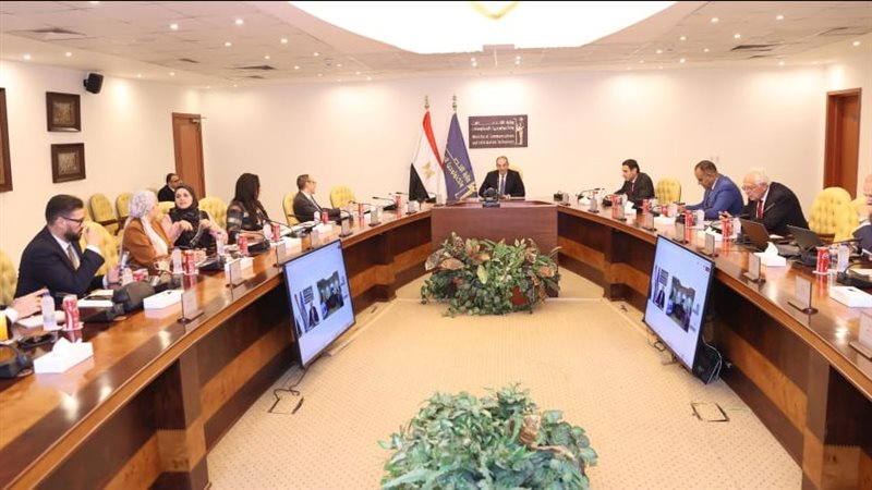 اجتماع وزير الاتصالات،