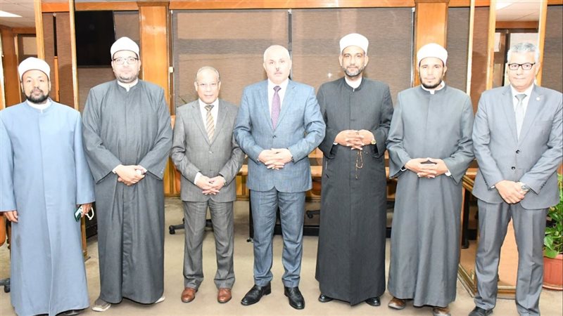 جانب من مراسم الاستقبال،