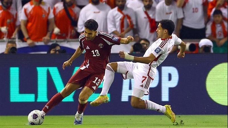 الامارات وقطر