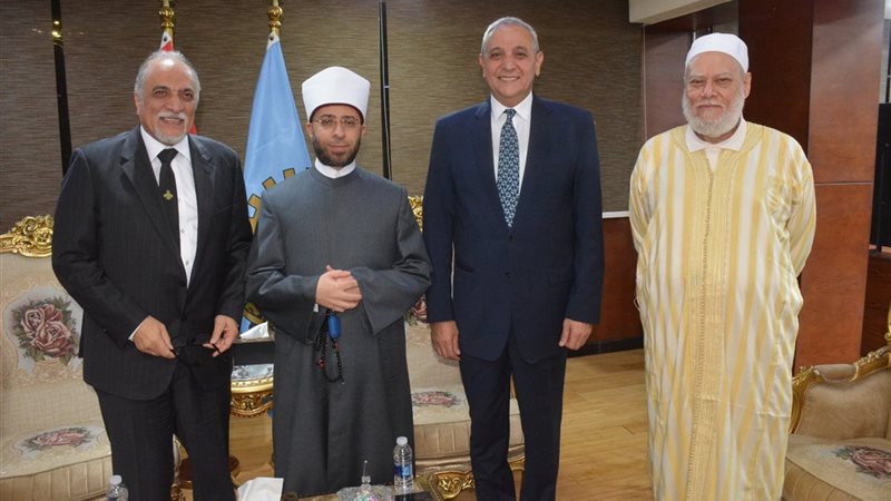 محافظ الغربية يستقبل