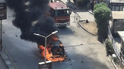 تفحم سيارة ملاكي في زهراء المعادي (صور) 