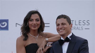 توافد النجوم على ريد كاربت مهرجان الجونة السينمائي (صور)