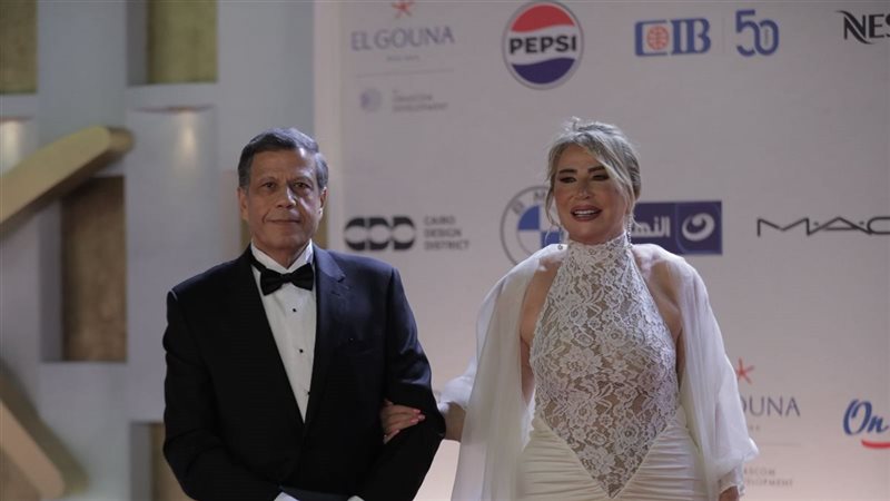 إيناس الدغيدي وزوجها،