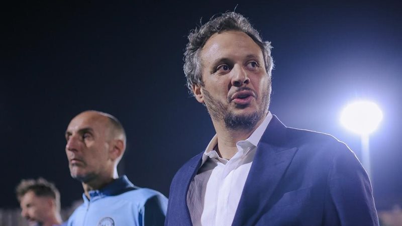بيراميدز. فيتو
