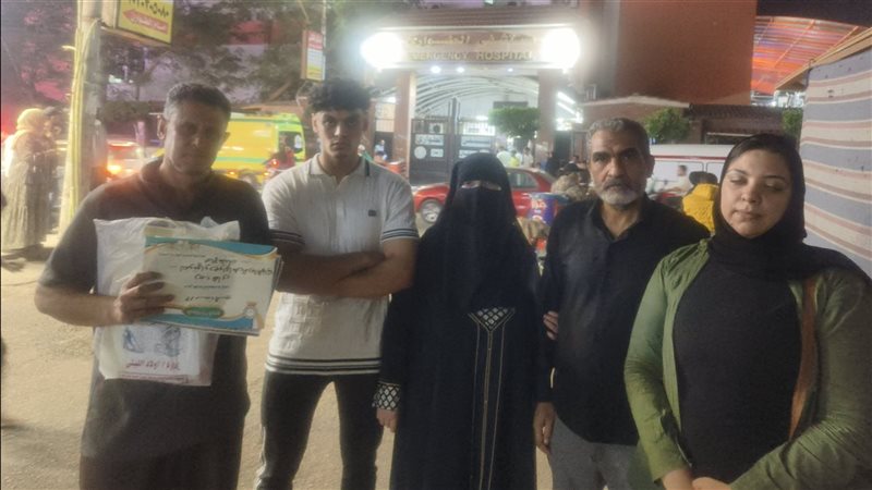 أسرة الطالبة زينب.