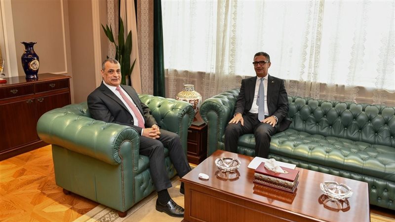 وزيرا الإنتاج الحربي