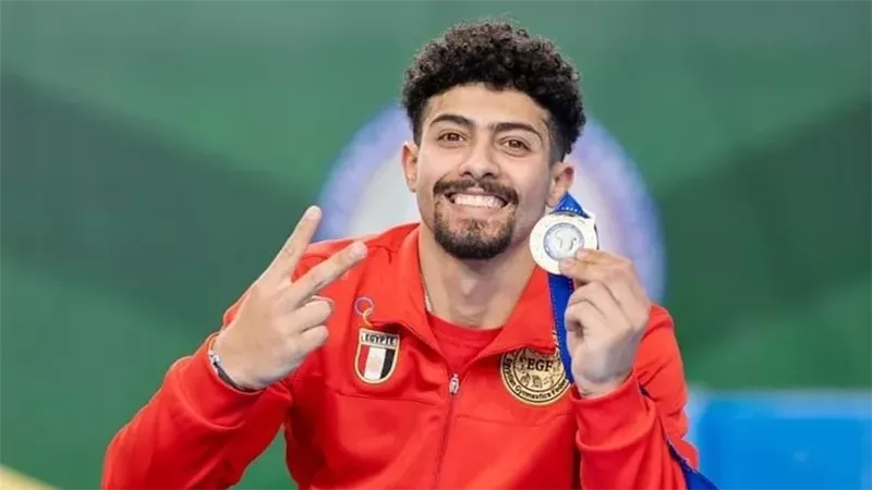 عمر العربي، فيتو