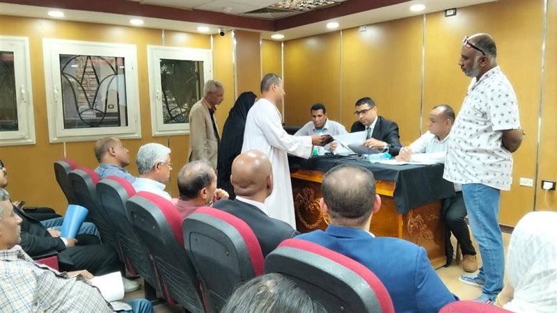 أثناء اللقاء 