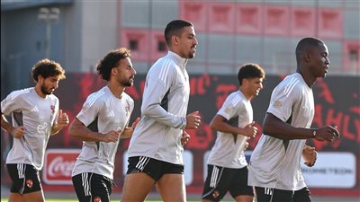 الأهلي يستأنف تدريباته لمواجهة الاتحاد السكندري في الدوري الممتاز (صور)