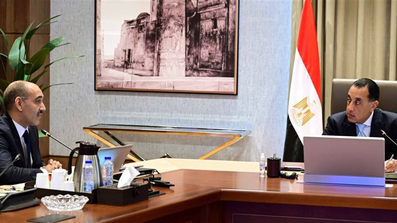 اجتماع برئاسة الدكتور