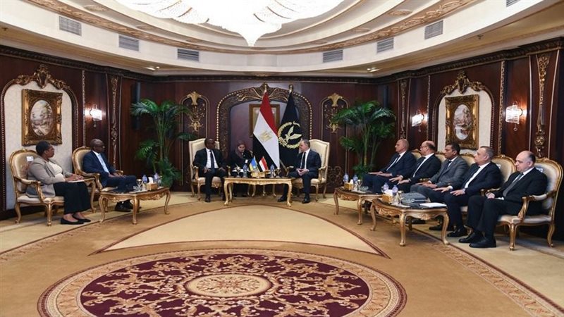 وزير الداخلية ونظيره