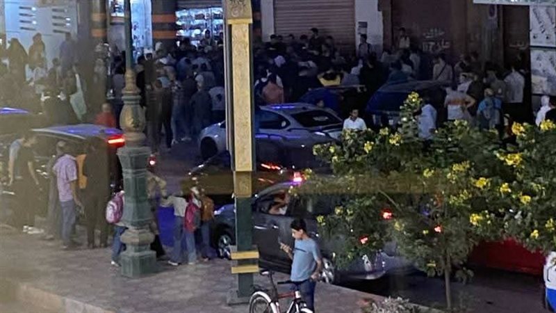 لحظة سقوط الطفلين