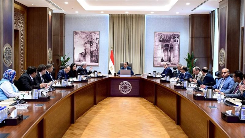 اجتماع برئاسة الدكتور