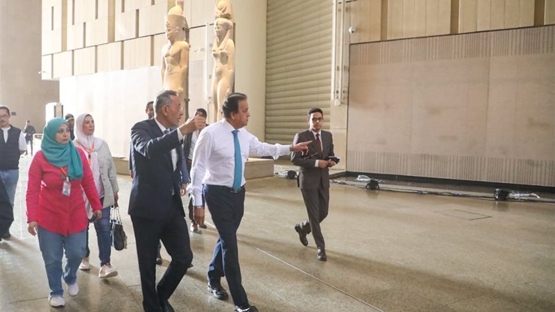 د.خالد عبدالغفار،