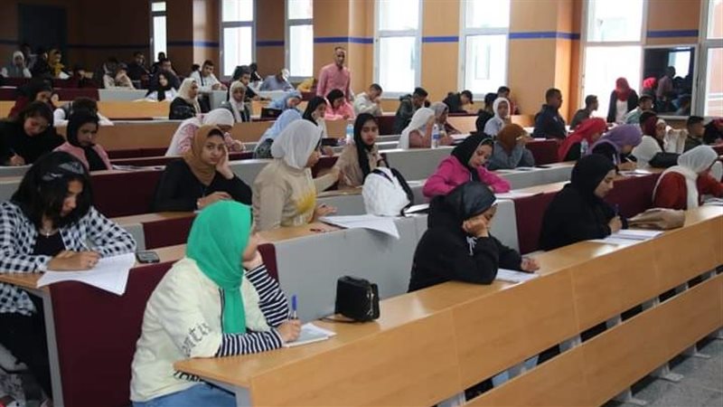 امتحانات الجامعات
