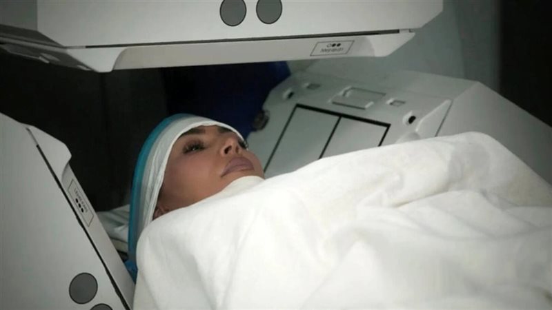 كيم كارداشيان، فيتو