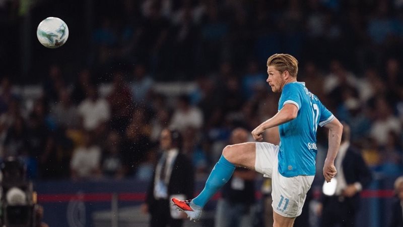 دي بروين، فيتو