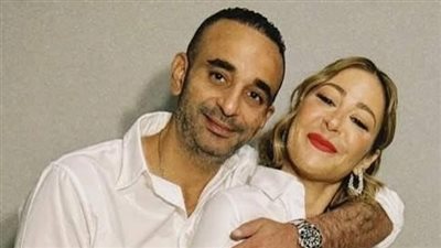 عمرو سعد: منة شلبي فنانة جميلة وكنت عارف بجوازها (فيديو)
