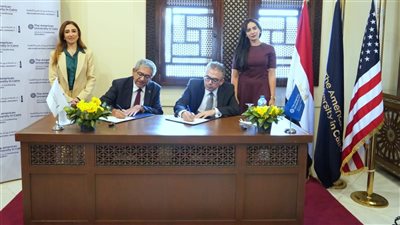  جامعة عين شمس توقع شراكة لتقديم برنامج القيادة في مجال الأعمال بالقطاع الصحي