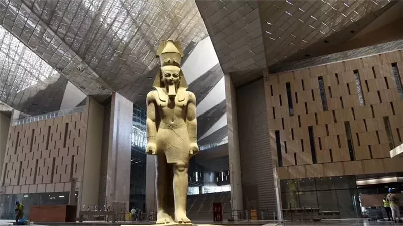 المتحف المصري الكبير،