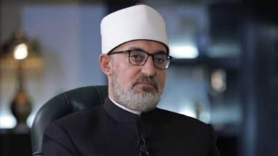 مفتي الجمهورية يدين جريمة إحراق مسجد بالضفة الغربية ويدعو المجتمع الدولي للتحرك العاجل 