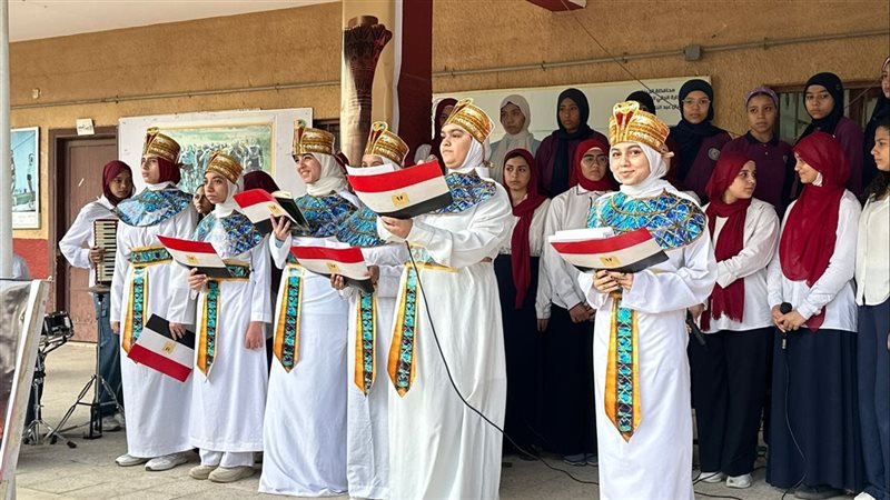 الاذاعة المدرسية