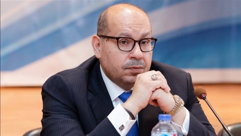 ياسر إدريس، فيتو