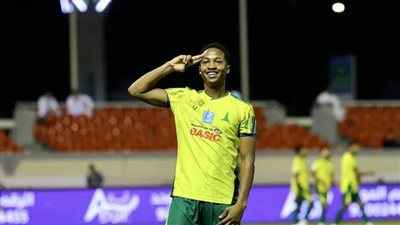 أول تدعيمات يناير، الهلال السعودي يسعى لضم نجم الخليج 