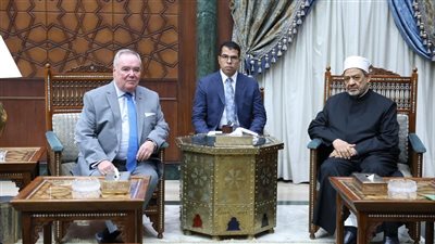 شيخ الأزهر لرئيس منظمة فرسان مالطا: ضمير العالم انتفض لنصرة غزة في وجه الجرائم ضد الأبرياء 