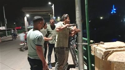 محافظ أسيوط يوجه برفع درجة الاستعداد لموسم الشتاء وتأمين أعمدة الإنارة