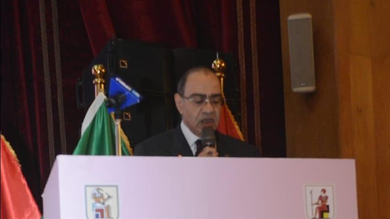 د. حسام حسني المدير