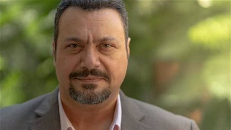 الفنان مراد مكرم،