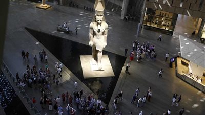  المتحف المصري الكبير.. قوة اقتصادية ناعمة تعزز من وجود مصر العالمي.. وخبراء: مشروع ضخم يدعم الاقتصاد.. ويساهم في جذب الاستثمارات.. ويبرز تطور البنية التحتية