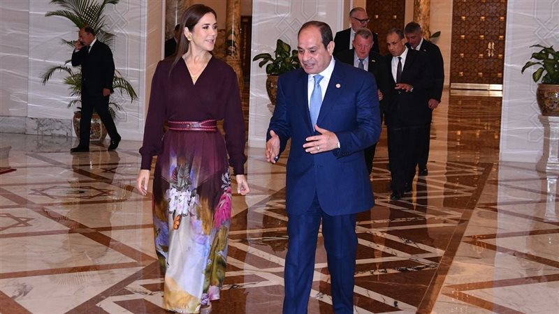 الرئيس السيسي وملكة