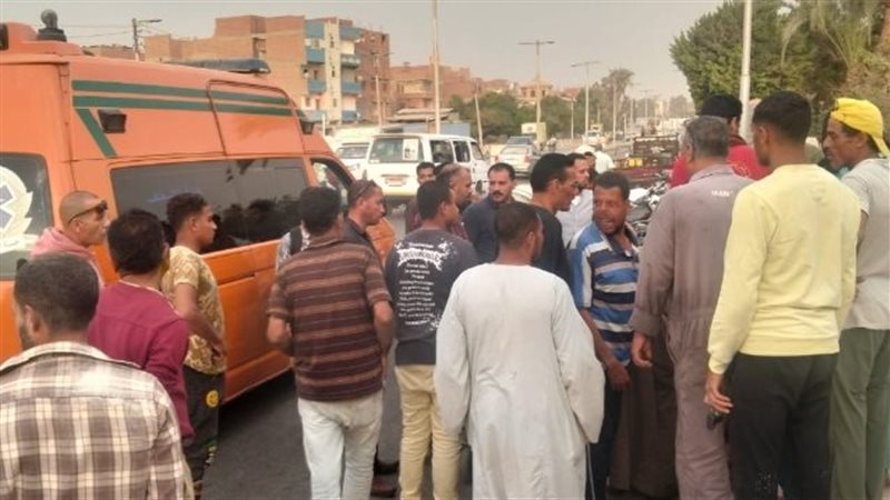 إصابة أسرة من 4 أفراد