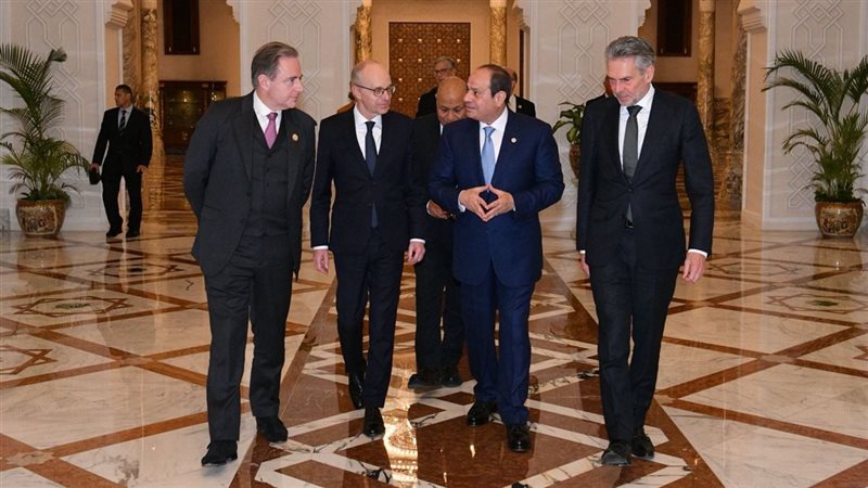 السيسي ورؤساء وزراء