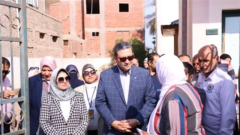 محافظ دمياط يطمئن