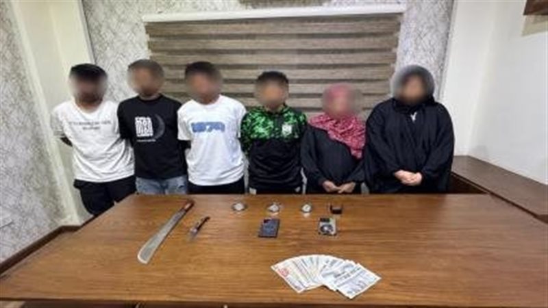 المتهمين 