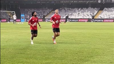 ثنائي الأهلي يواصل التأهيل خلال مران الفريق بالإمارات