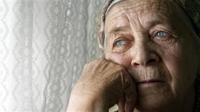تفسير رؤية المرأة العجوز في المنام وعلاقتها بالابتعاد عن المعاصي 