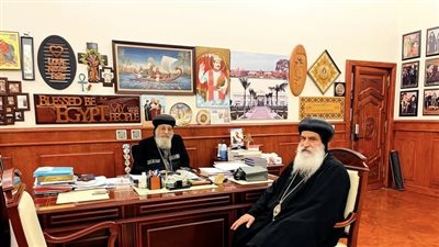 البابا تواضروس يتلقى تقريرا عن الخدمة في إيبارشية وسط القاهرة