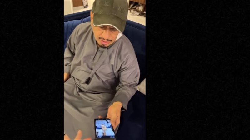 شاب يثير غضب والده