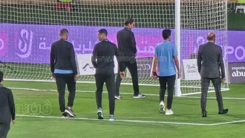 جولة لطاقم حكام مباراة