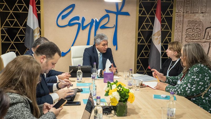 لقاء وزير السياحة