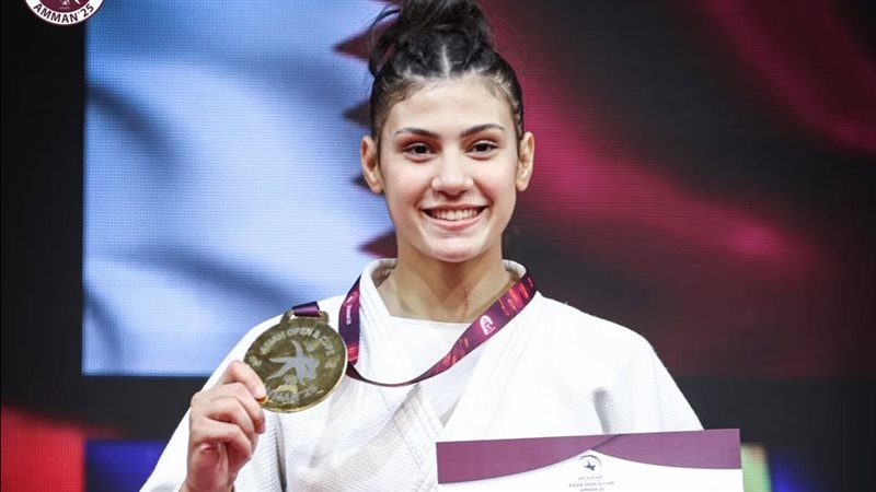 تسنيم رشدي، فيتو